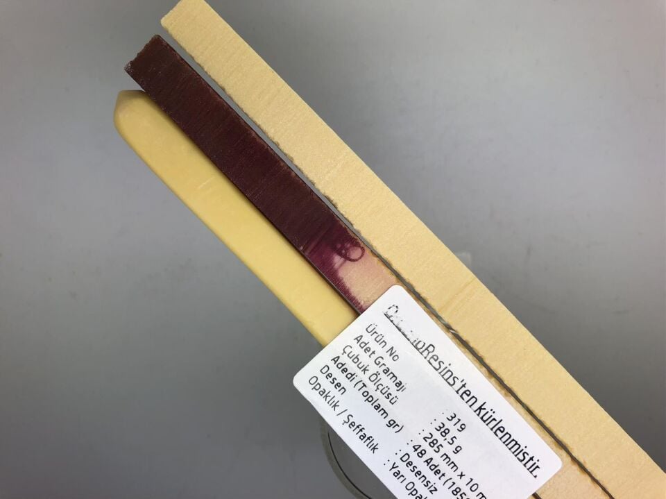 319 Çubuk Sıkma Kehribar - Adedi 37,5 gramdır. Adetle satılır.